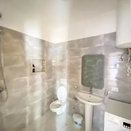 Center Sun Shine 아파트